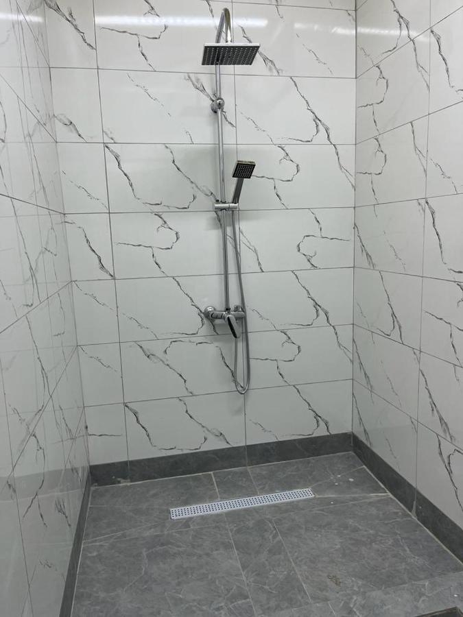 Tastaq Hostel Almaty Ngoại thất bức ảnh