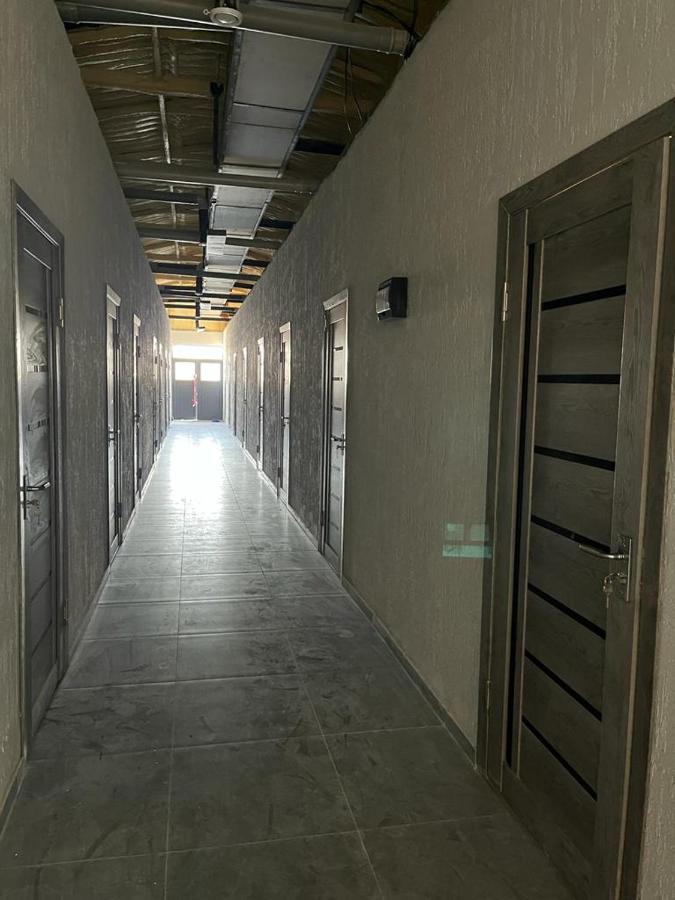 Tastaq Hostel Almaty Ngoại thất bức ảnh