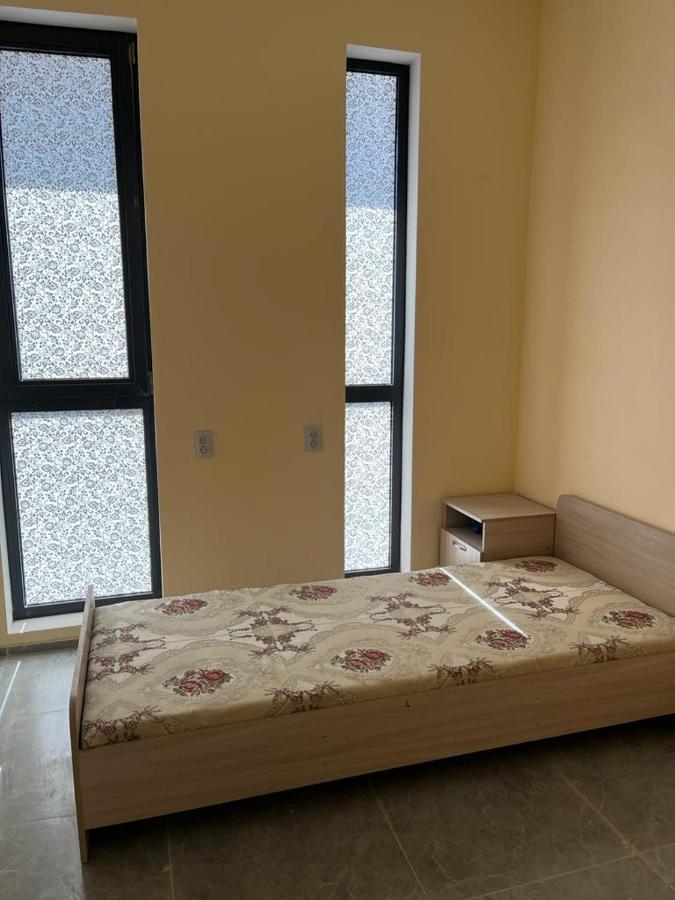 Tastaq Hostel Almaty Ngoại thất bức ảnh